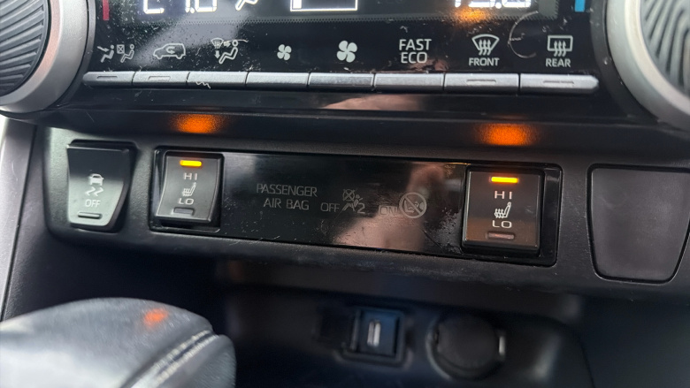 Toyota RAV4 2.5 VVT-i Hybrid Dynamic 5dr CVT 2WD Hybrid Estate